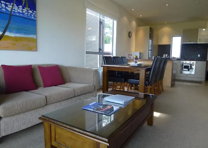 Ramada By Wyndham Marama 4*