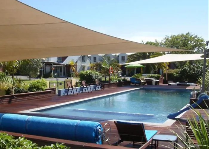 Ramada By Wyndham Marama Resort 4*
