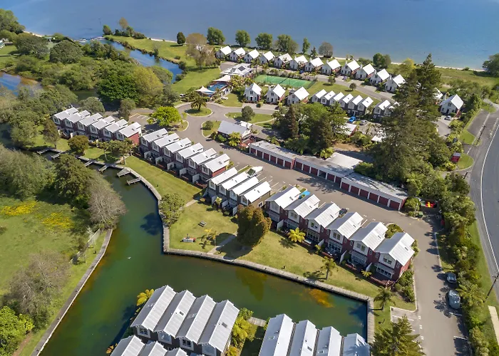Ramada By Wyndham Marama 4*
